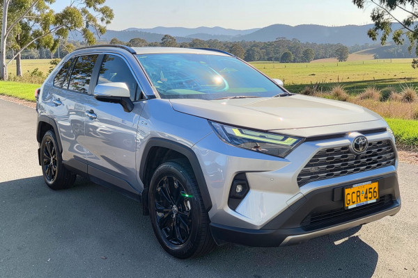 2025 Toyota RAV4 AXAH54R Cruiser SUV Image 1