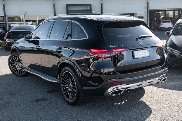 2023 Mercedes-Benz GLC-Class X254 GLC300 SUV image 2