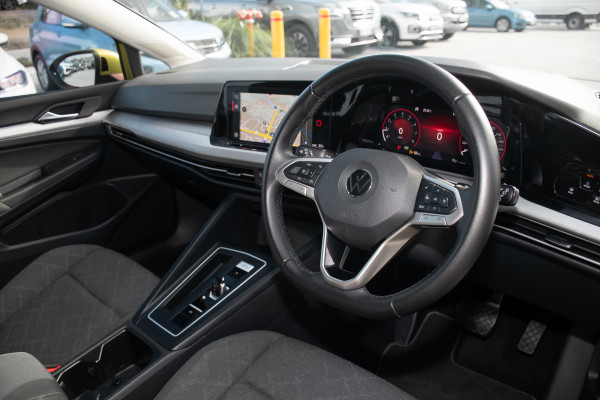 2021 MY22 Volkswagen Golf 8 110TSI Life Hatch image 6