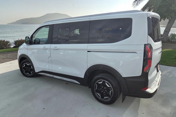 2024 MY24.5 Ford Tourneo AV Active People Mover Image 5