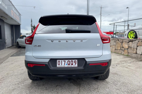 2021 MY22 Volvo XC40 XZ Recharge Pure Electric SUV Image 7
