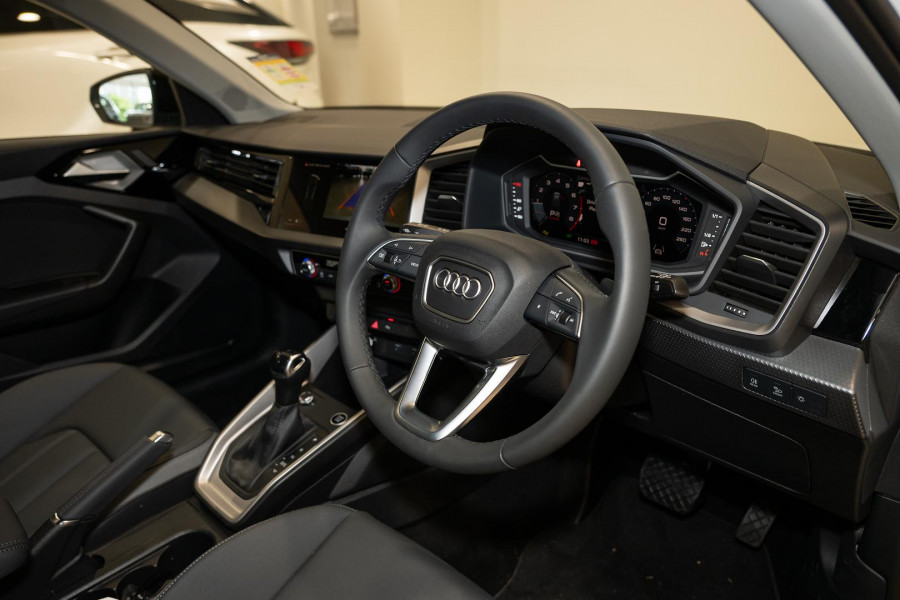 2025 Audi A1 GB 40 TFSI S line Hatch
