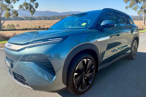 2025 MY26 BYD SEALION 8  Premium AWD SUV Image 4