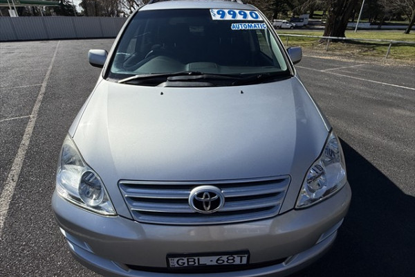 2007 Toyota Avensis Verso Ultima Wagon Image 8