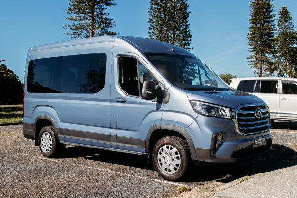 2024 LDV Deliver 9  11-Seat Bus