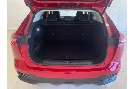 2024 MY24.5 MG HS AS33 Essence SUV