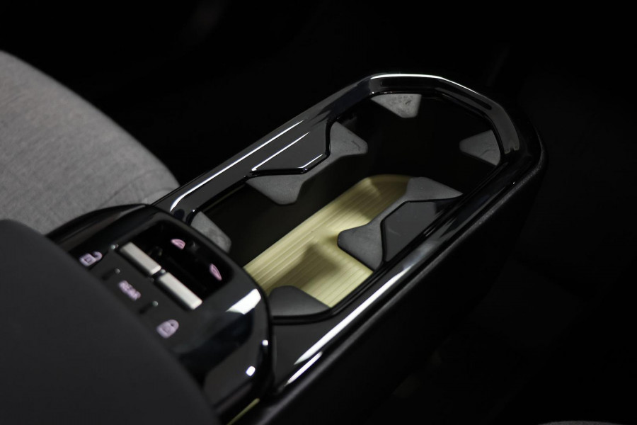 2023 MY24 Volvo EX30  Twin Motor Performance Ultra SUV Image 16