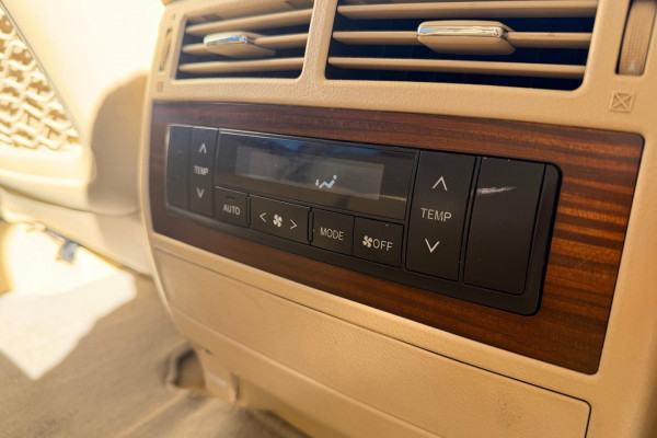 2016 Toyota LandCruiser VDJ200R VX SUV Image 16