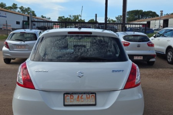 2014 Suzuki Swift FZ GL Navigator Hatch