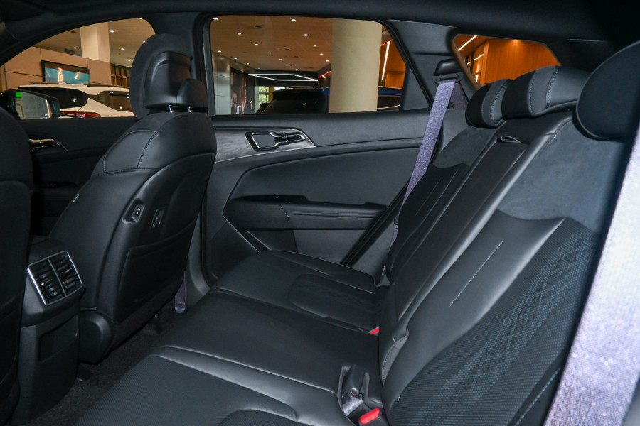 2025 Kia Sportage NQ5 HEV GT-Line SUV Image 9