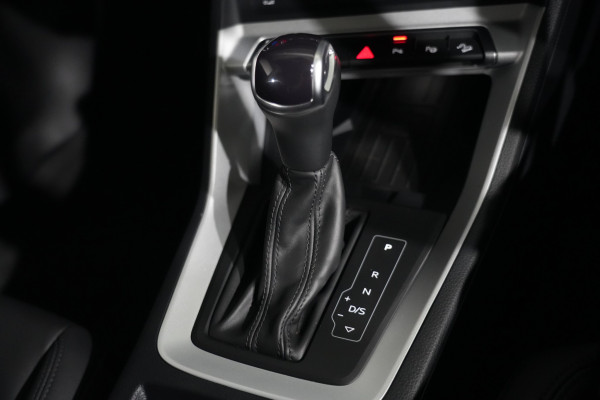 2025 Audi Q3 F3 35 TFSI S line Edition SUV Image 18