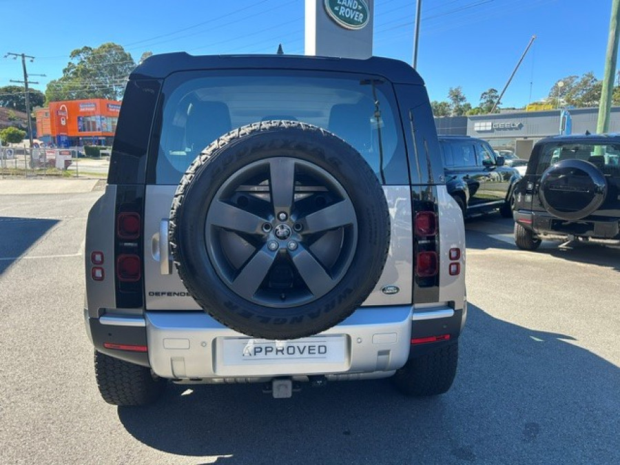 2023 MY23.5 Land Rover Defender L663 90 D250 S SUV Image 5