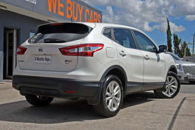 2016 Nissan QASHQAI J11 ST Suv Image 4