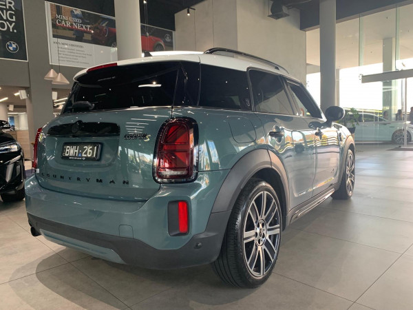 2021 MINI Countryman F60 LCI SE Classic SUV image 4