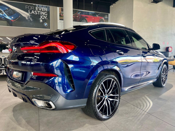 2023 BMW X6 G06 LCI xDrive30d M Sport SUV image 4
