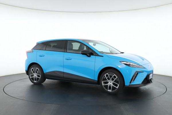 2024 MG MG4 MEH32 Essence 64 Hatch Image 4