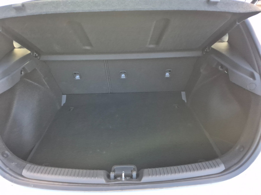 2024 MY25 Hyundai i30 PDe.V6  N Line Hatch Image 23