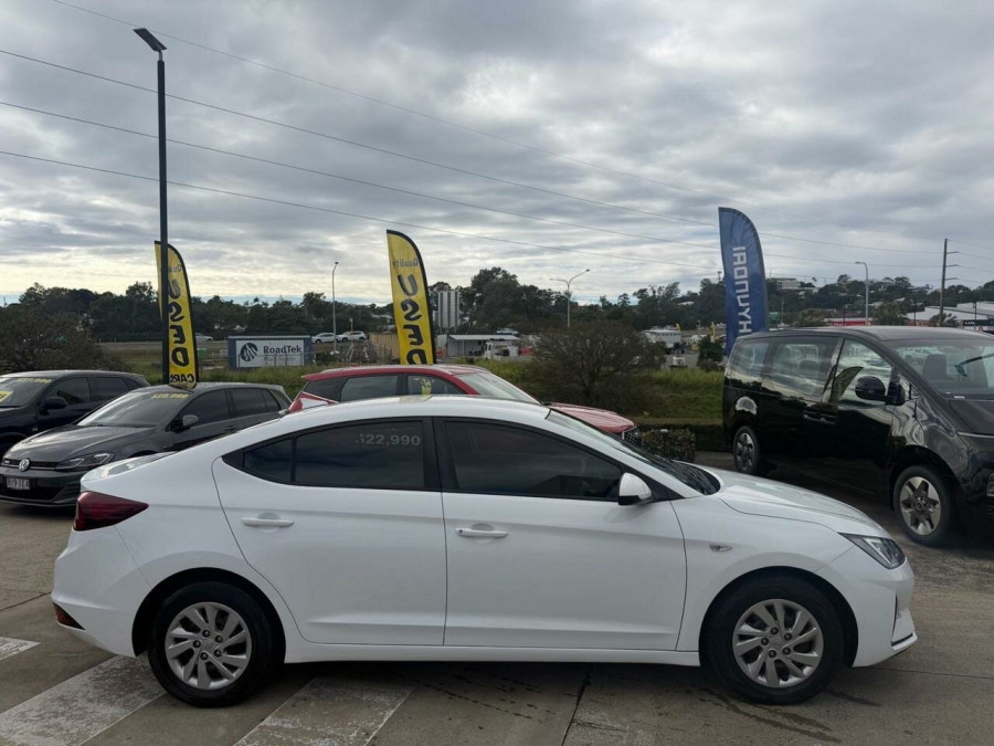 2020 Hyundai Elantra AD.2 Go Sedan Image 3