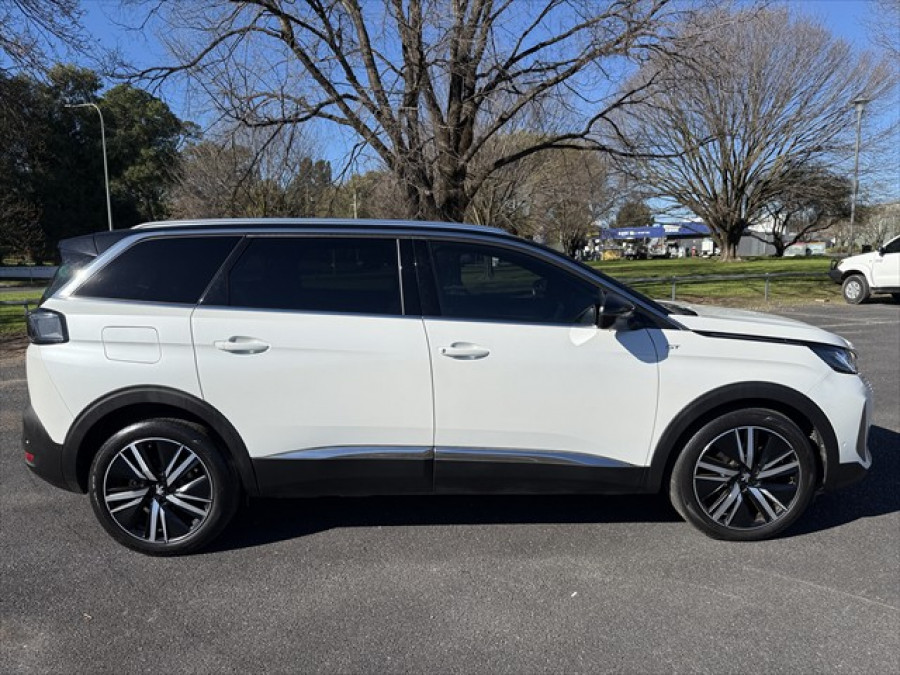 2021 Peugeot 5008 P87 GT SUV Image 2