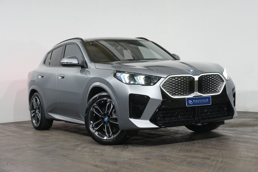 2025 BMW iX2 xDrive30 M Sport SUV Image 1