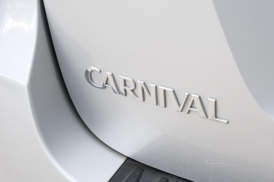 2017 MY18 Kia Carnival YP SLi Van Image 22