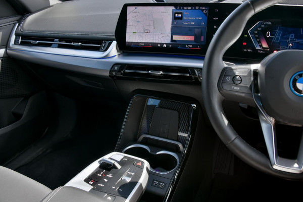 2025 BMW iX1 U11 eDrive20 xLine SUV image 7
