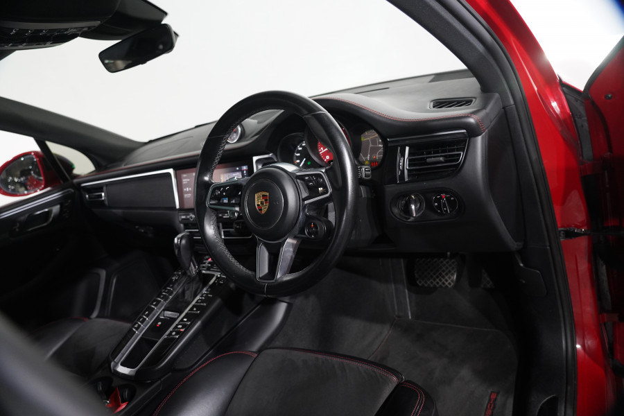 2021 Porsche Macan GTS SUV Image 11