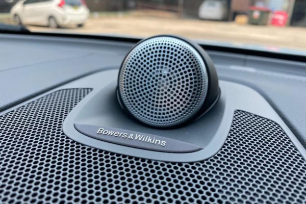 2020 Volvo XC60 UZ T6 R-Design Suv Image 2