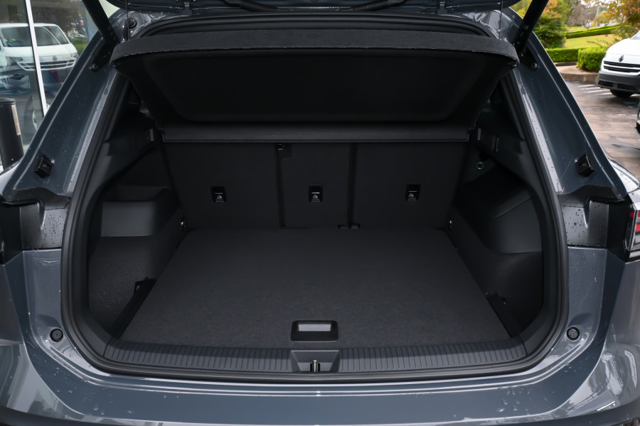 2025 MY26 Volkswagen Tiguan CT 195TSI R-Line SUV Image 22