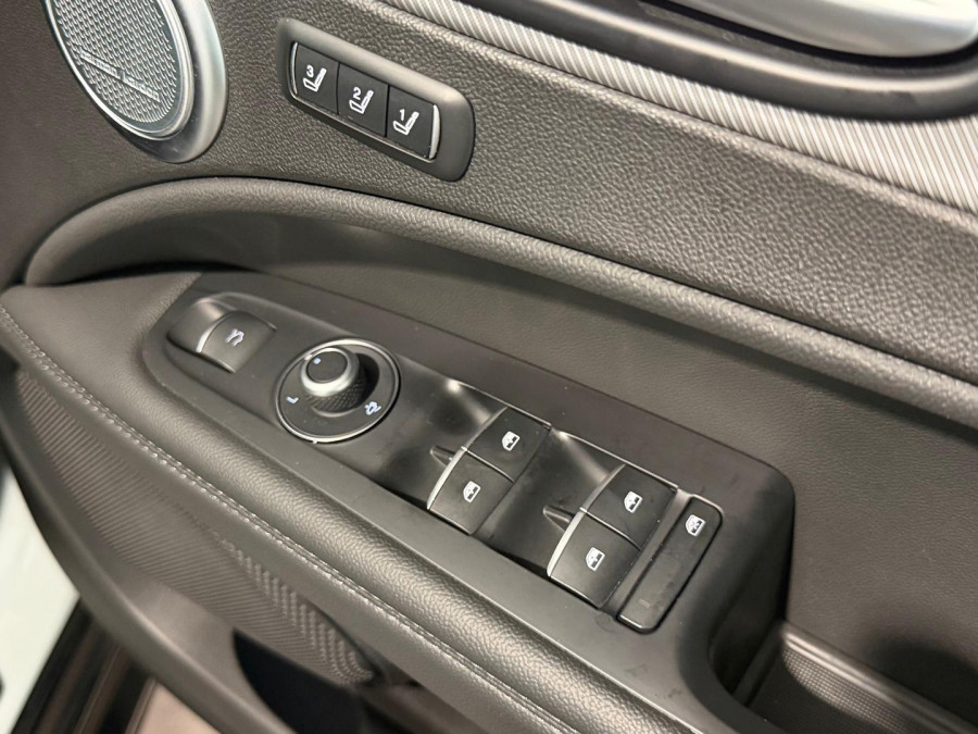 2023 Alfa Romeo Stelvio Series 5 Veloce SUV Image 10