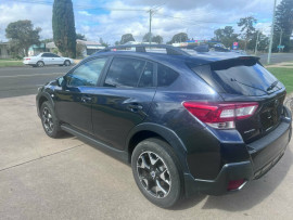 2017 Subaru XV G4-X 2.0i SUV image 5