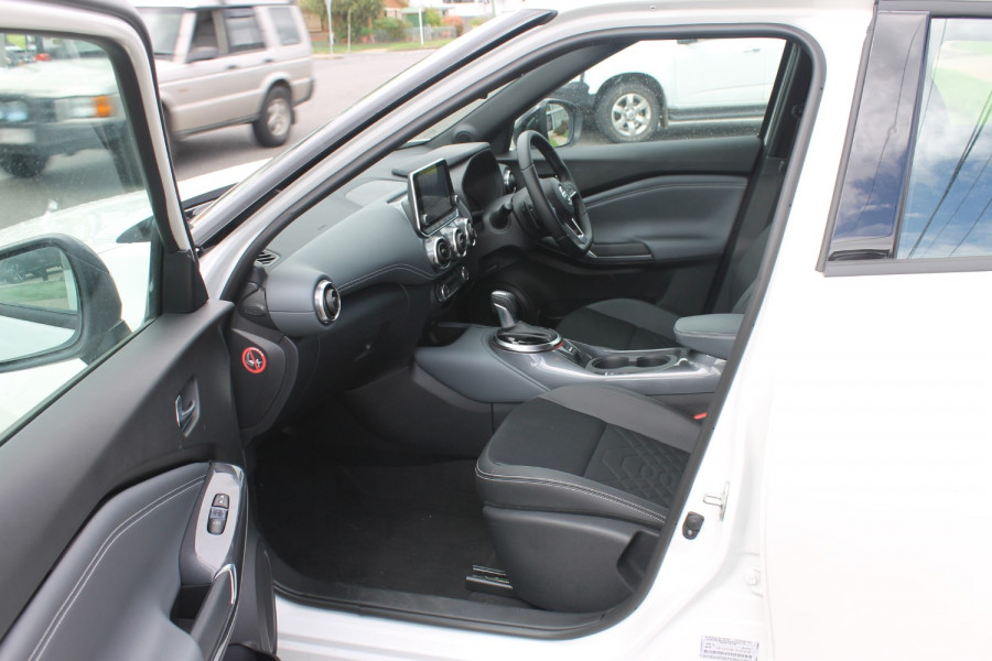 2020 Nissan JUKE F16 ST-L Suv Image 19