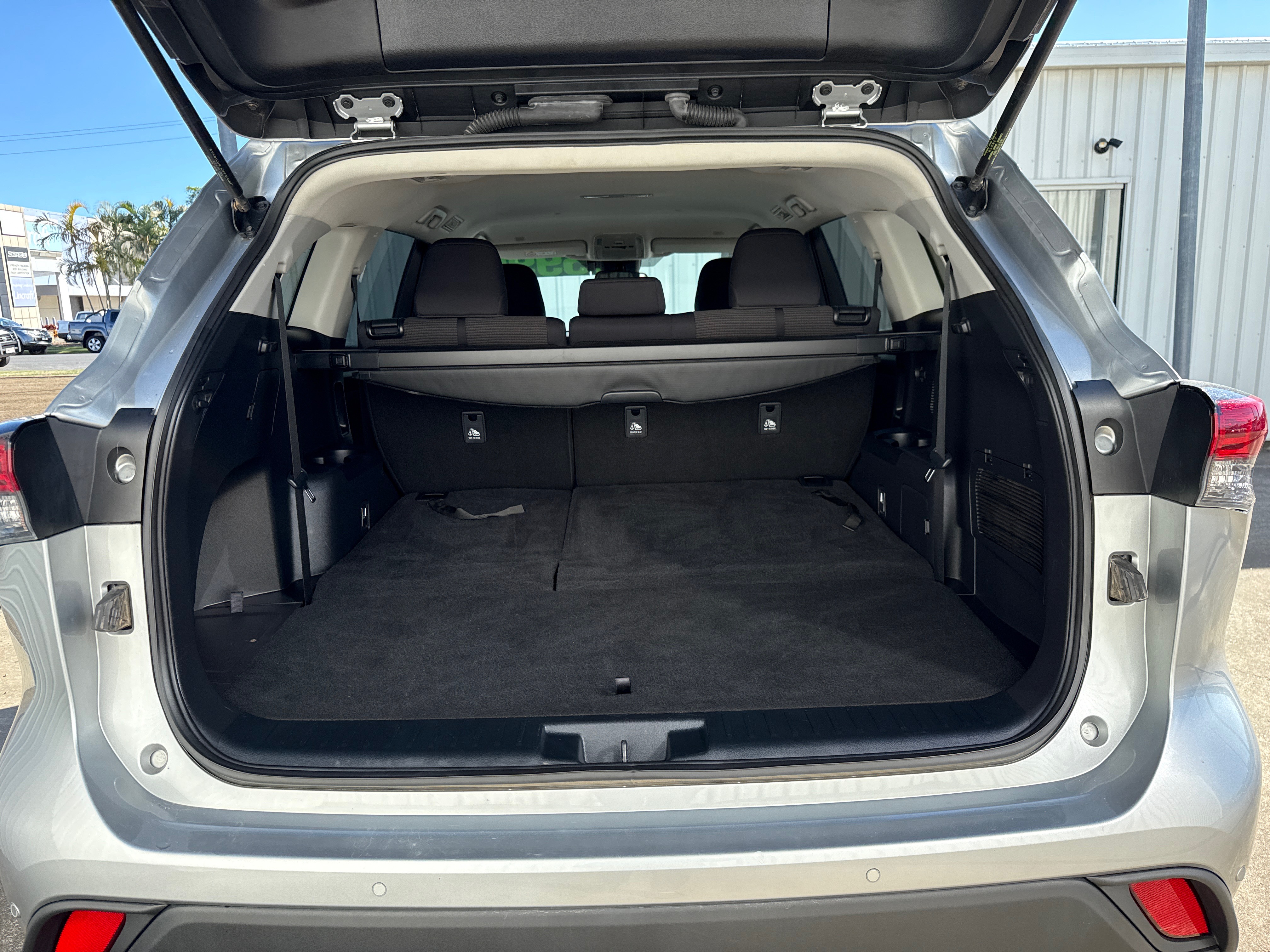 2023 Toyota Kluger TXUA75R (Petrol AWD) GX SUV Image 11