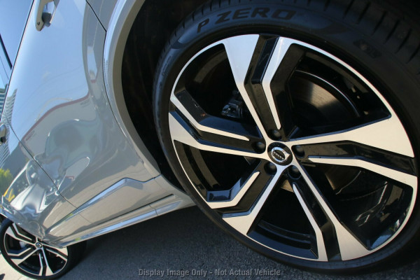 2024 MY25 Volvo XC90 L Series Ultra T8 Plug-In Hybrid SUV Image 4