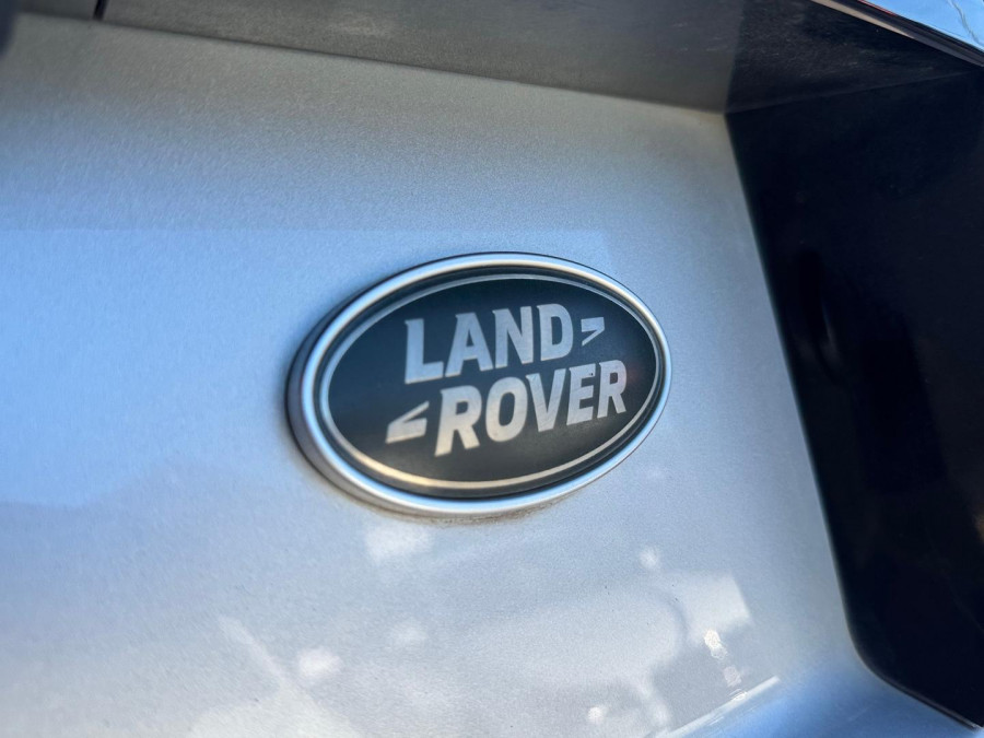 2016 MY16.5 Land Rover Discovery Sport L550 SD4 HSE SUV Image 12