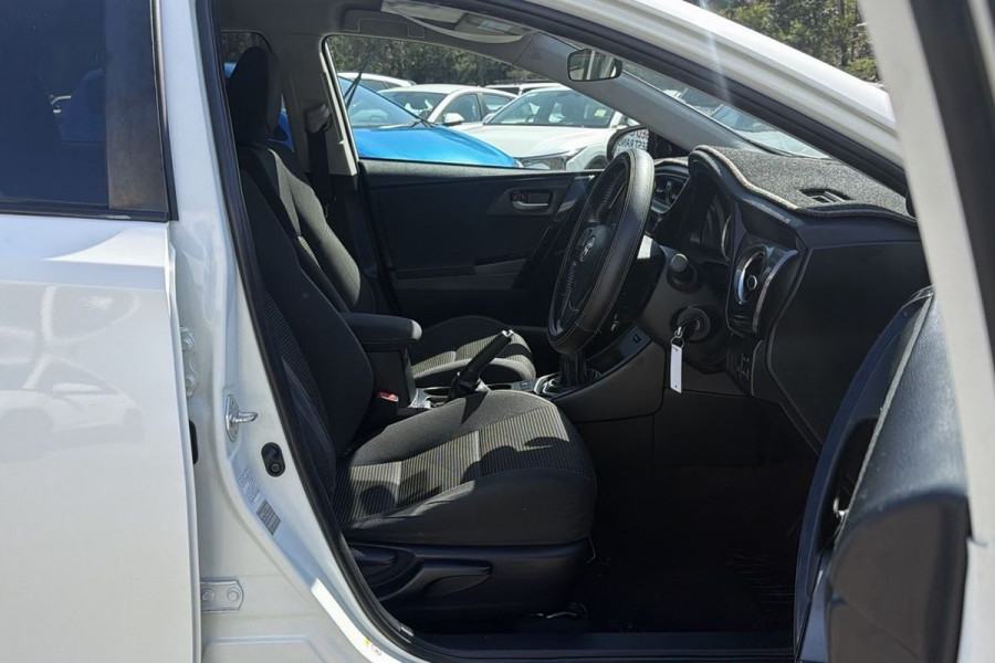 2017 Toyota Corolla ZRE182R Ascent Sport Hatch Image 17