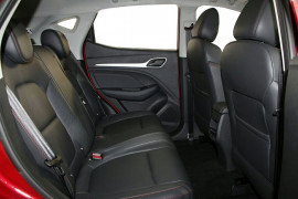 2024 MG ZST Essence SUV