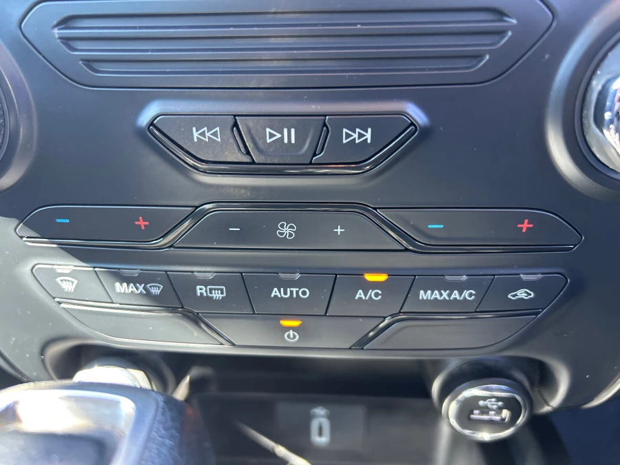 2021 MY21.75 Ford Ranger PX MkIII XLT Cab Chassis Image 28