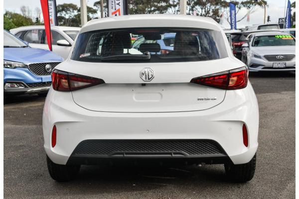 2024 MY24.5 MG MG3 ZP22 Essence Hybrid+ Hatch