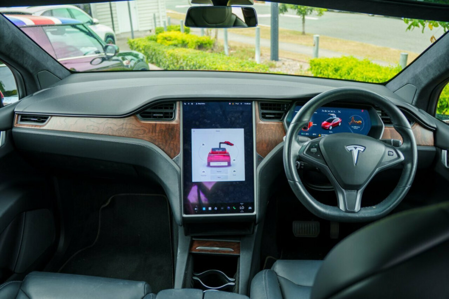2019 Tesla Model X Long Range AWD Wagon Image 15