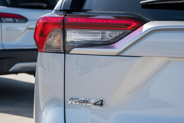 2024 Toyota RAV4 AXAH52R XSE SUV Image 22