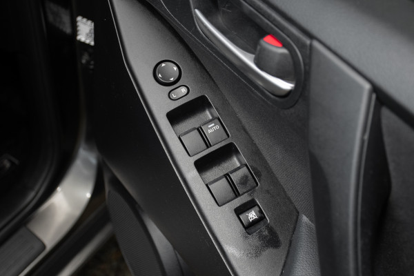 2013 Mazda 3 Neo Hatch Image 15