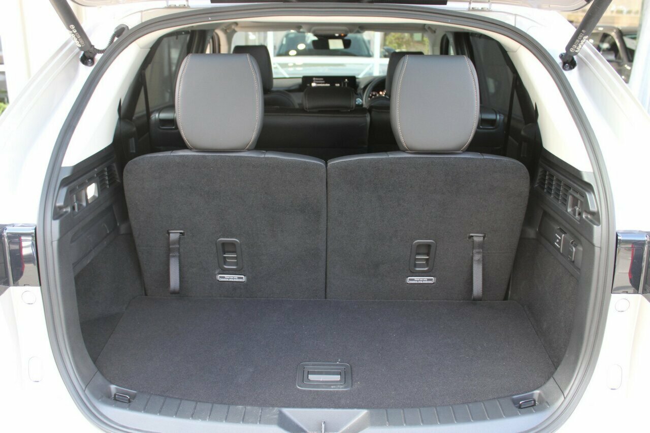 2024 Mazda CX-80 KL D50e GT SUV Image 21