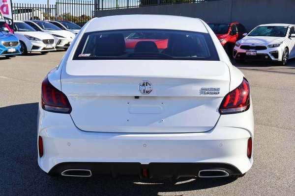2026 MY25 MG MG5 AP32 Essence Sedan Image 5