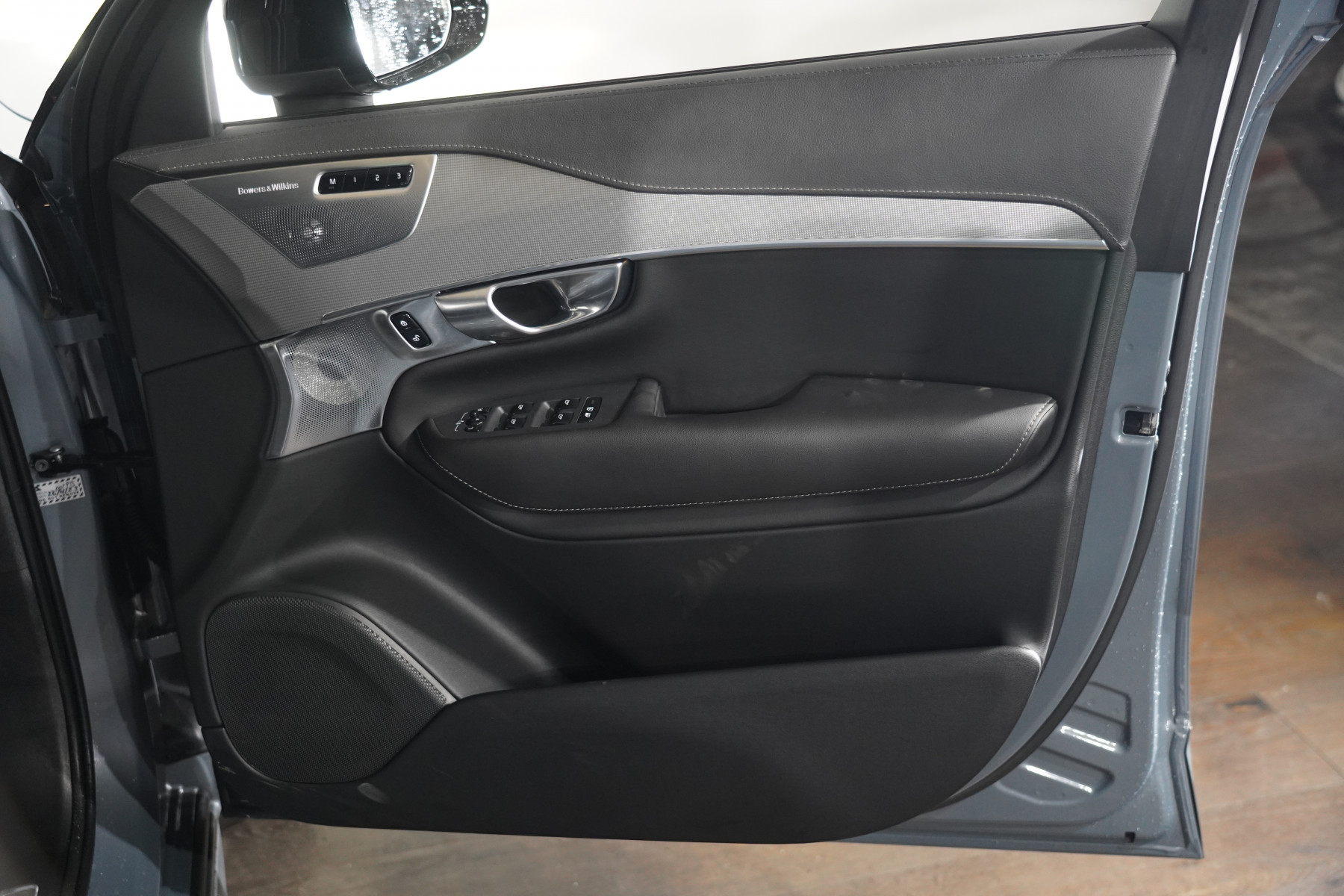 2022 Volvo XC90 Recharge Ultimate T8 Phev SUV Image 33