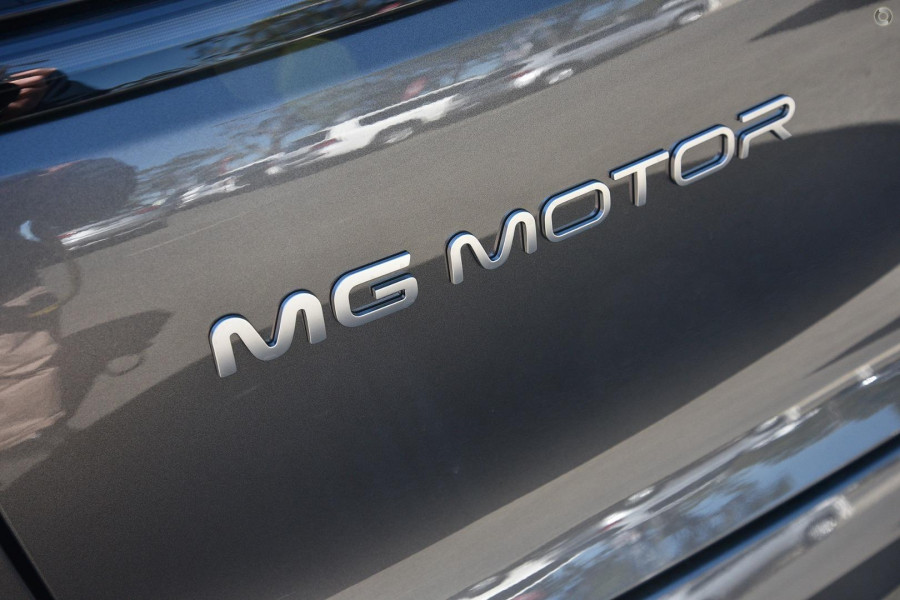 2026 MY25 MG IM6 S12L Platinum SUV Image 9