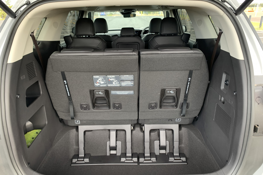 2024 MY25 Kia Carnival KA4 PE GT-Line HEV People Mover Image 21