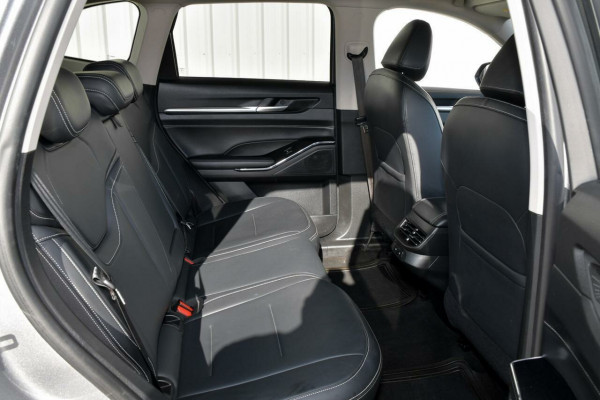2022 Haval H6 B01 Lux SUV Image 5