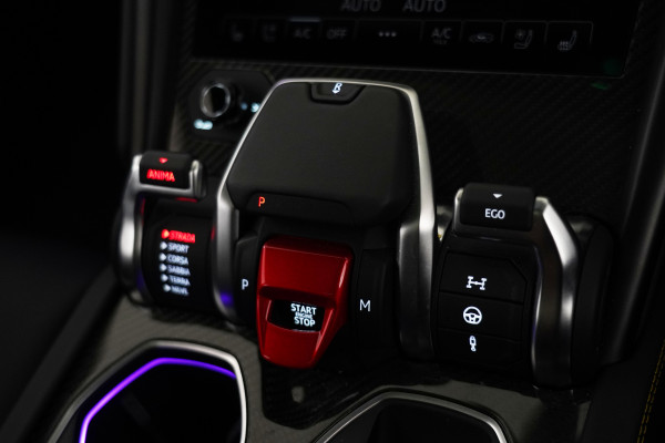 2022 Lamborghini Urus SUV Image 41