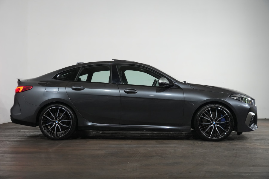 2021 BMW 2 Series M235i xDrive Coupe Image 4